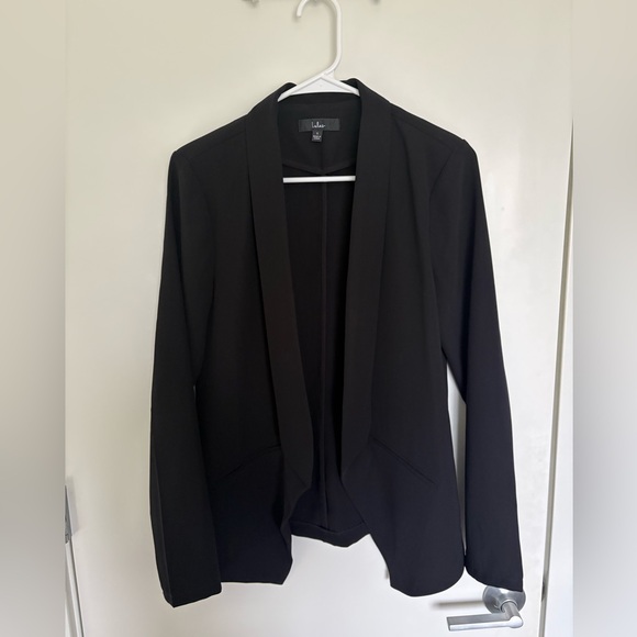 Lulus Jackets & Blazers - Lulu's Black Draped Open-Front Blazer